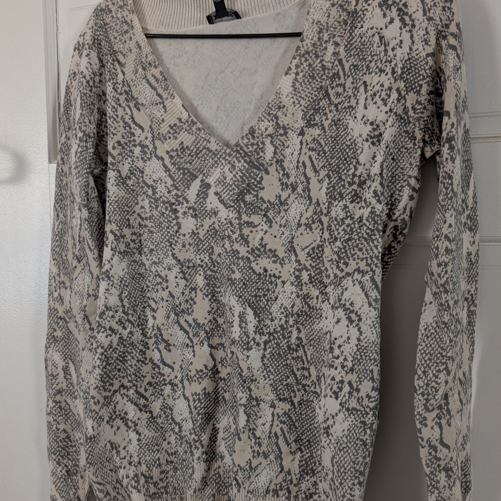 V-Neck Snake Print Sweater